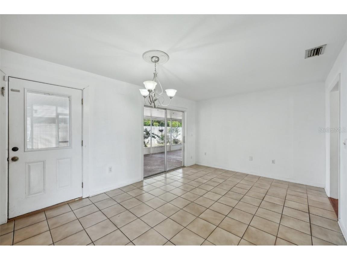 503 Holt Circle Winter Haven FL 33880 TB8384455 image22