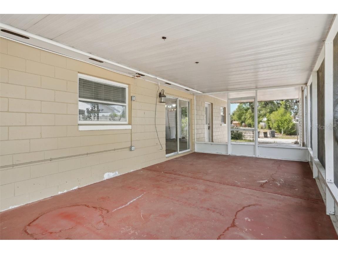 503 Holt Circle Winter Haven FL 33880 TB8384455 image41