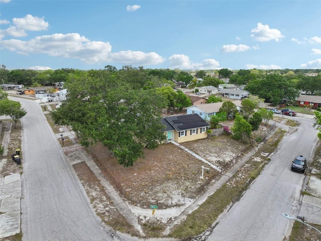 503 Holt Circle Winter Haven FL 33880 TB8384455 image53