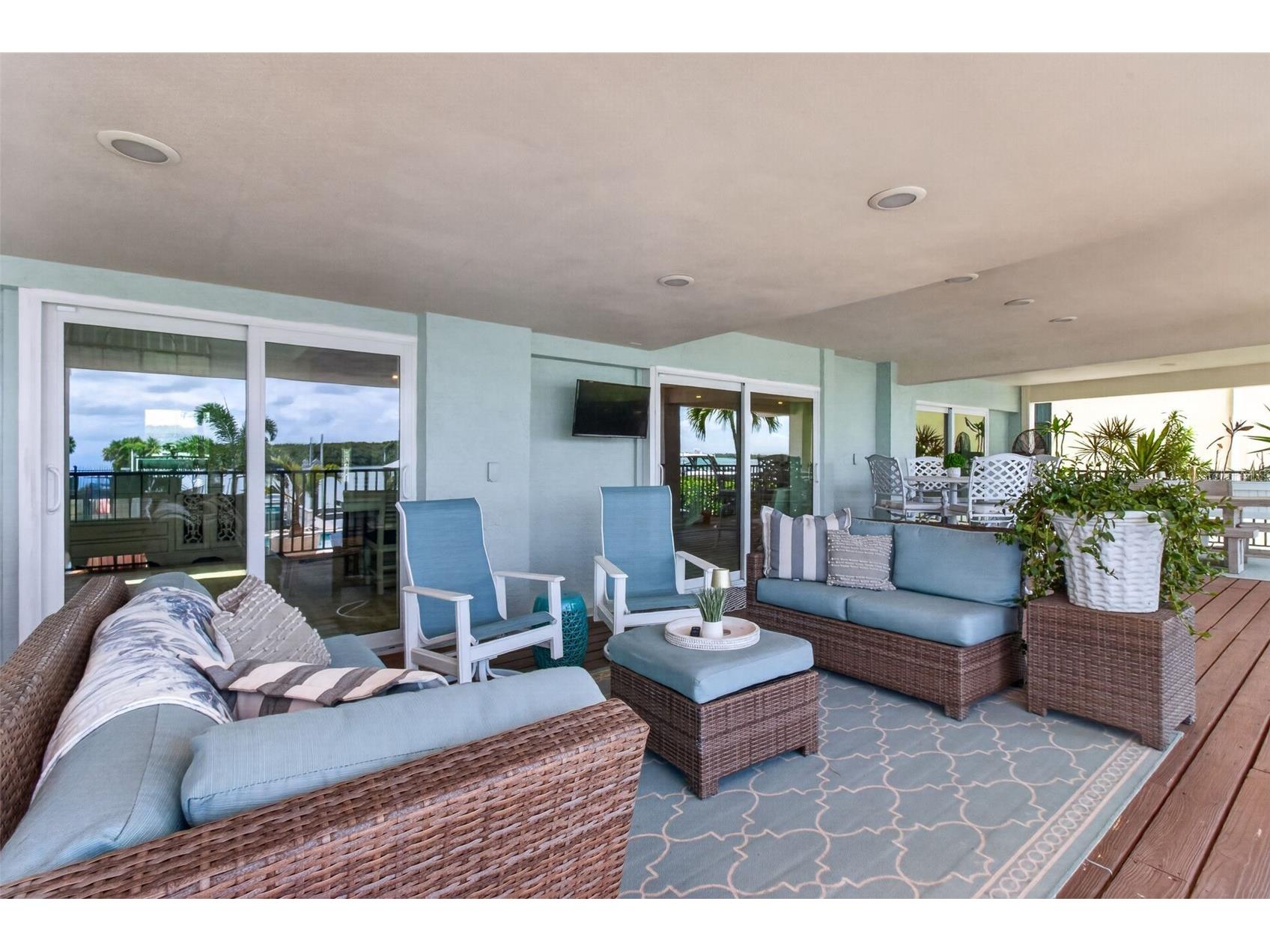 503 Johns Pass Avenue Madeira Beach FL 33708 - BOCA CIEGA BAY TB8519984 image44