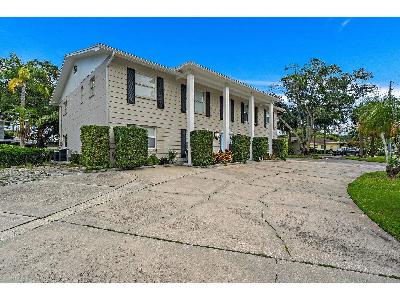 503 Monterey Boulevard NE #2 Saint Petersburg FL 33704 TB8464215 image1