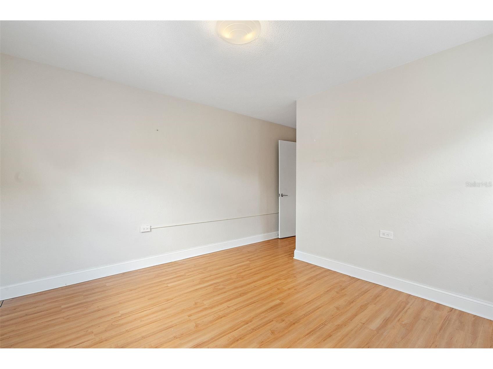 503 Monterey Boulevard NE #2 Saint Petersburg FL 33704 TB8464215 image15