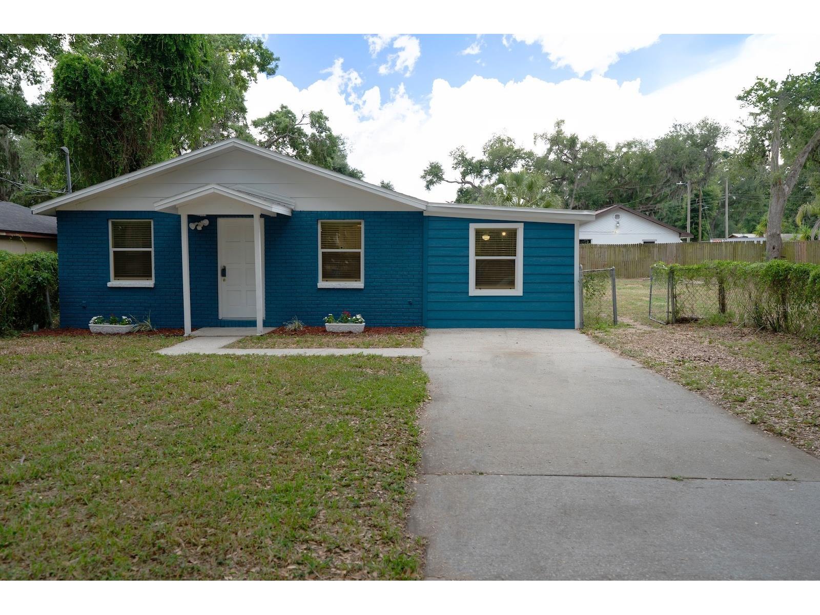 503 Moore Avenue Seffner FL 33584 TB8508105 image1