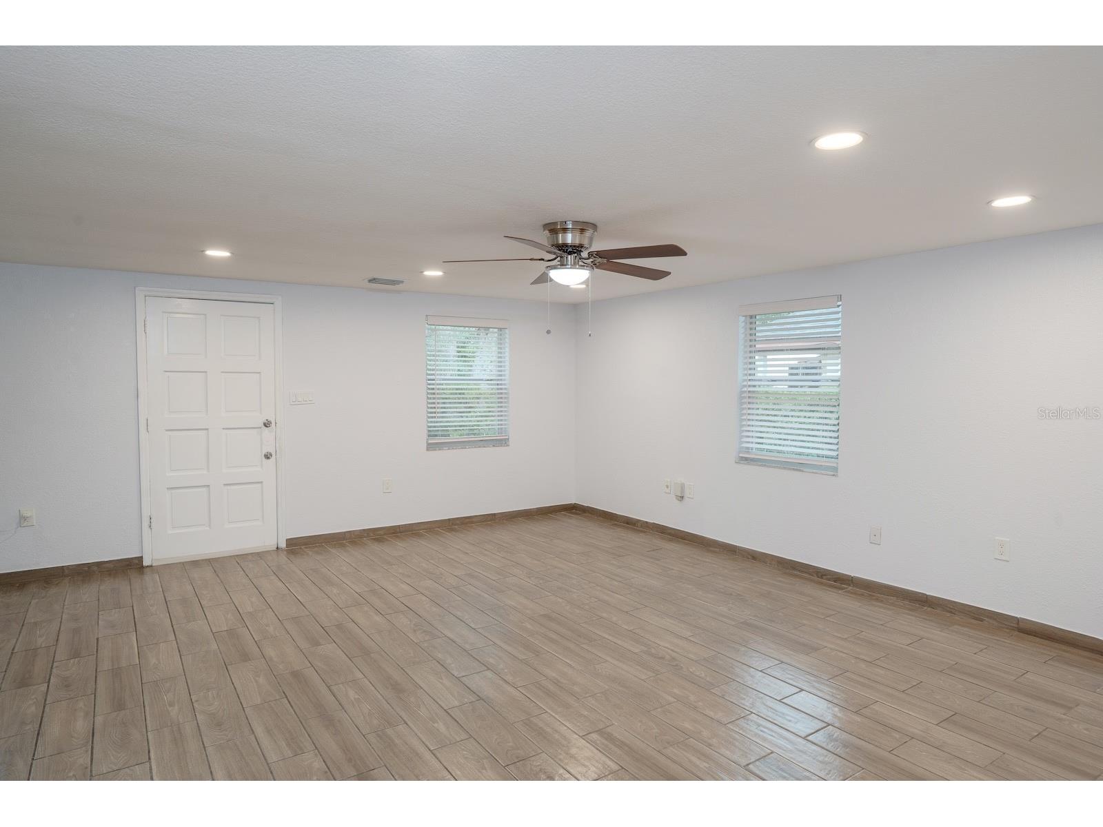 503 Moore Avenue Seffner FL 33584 TB8508105 image10