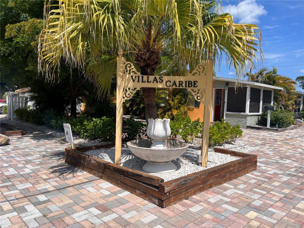 503 N Osprey Avenue Sarasota FL 34236 A4674885 image1