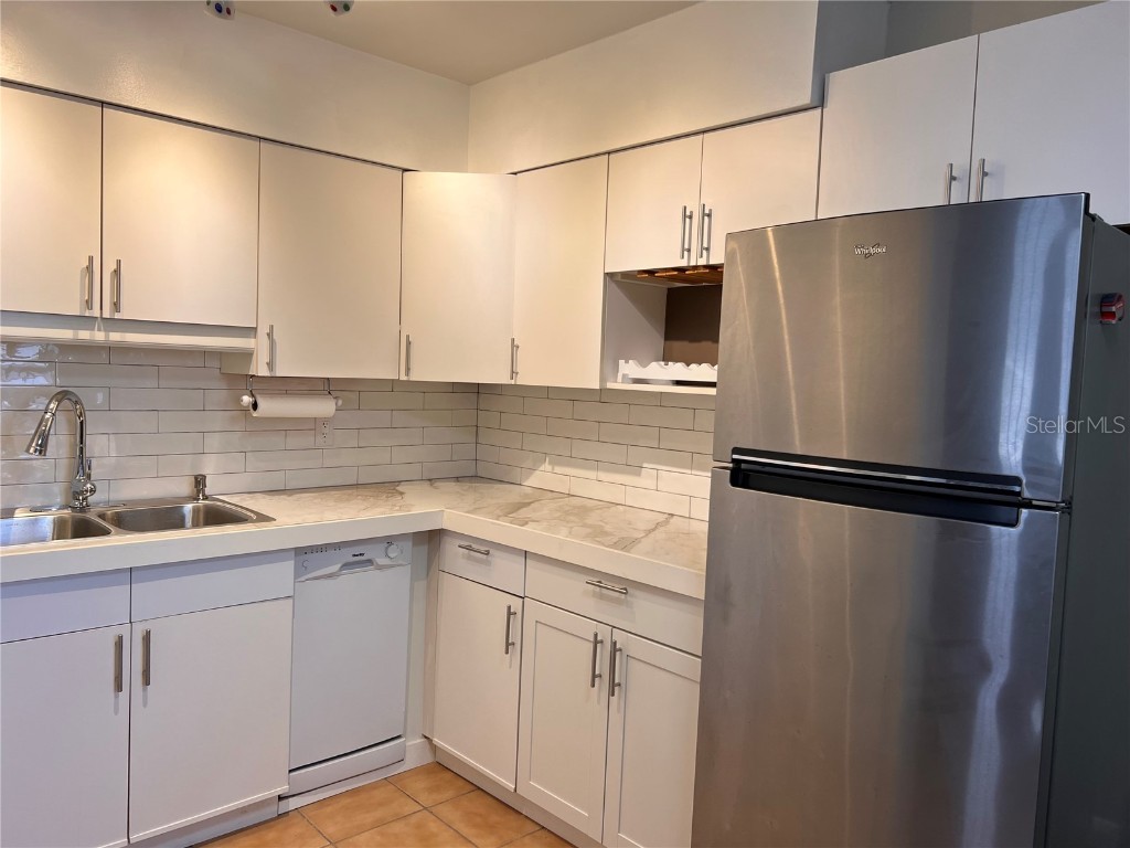 503 N Osprey Avenue Sarasota FL 34236 A4674885 image27