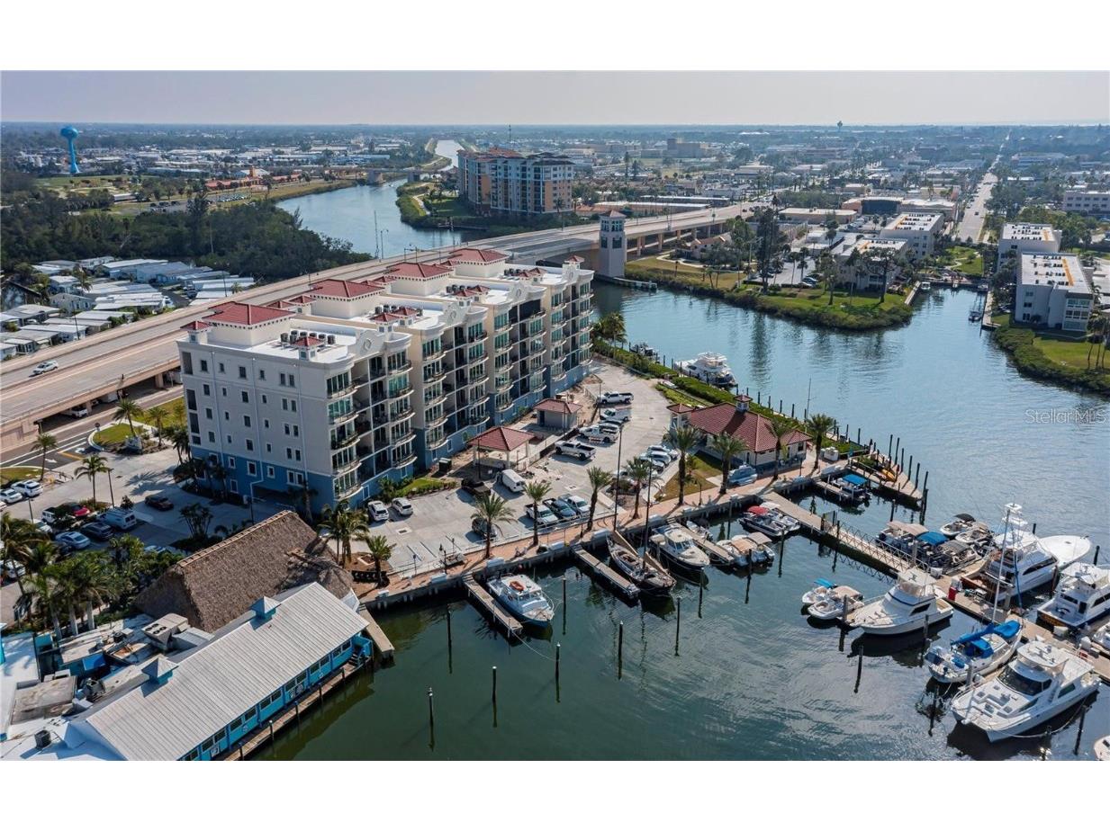 503 N Tamiami Trail #301 Venice FL 34285 N6140115 image1