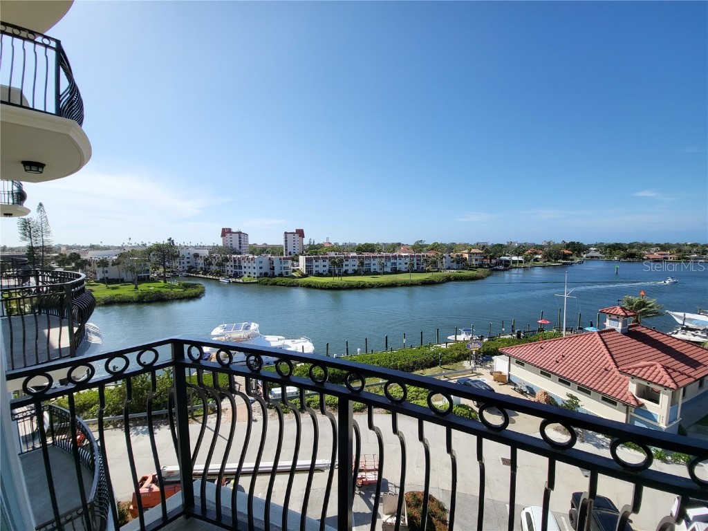 503 Tamiami Trail N #501 Venice FL 34285 A4559690 image1