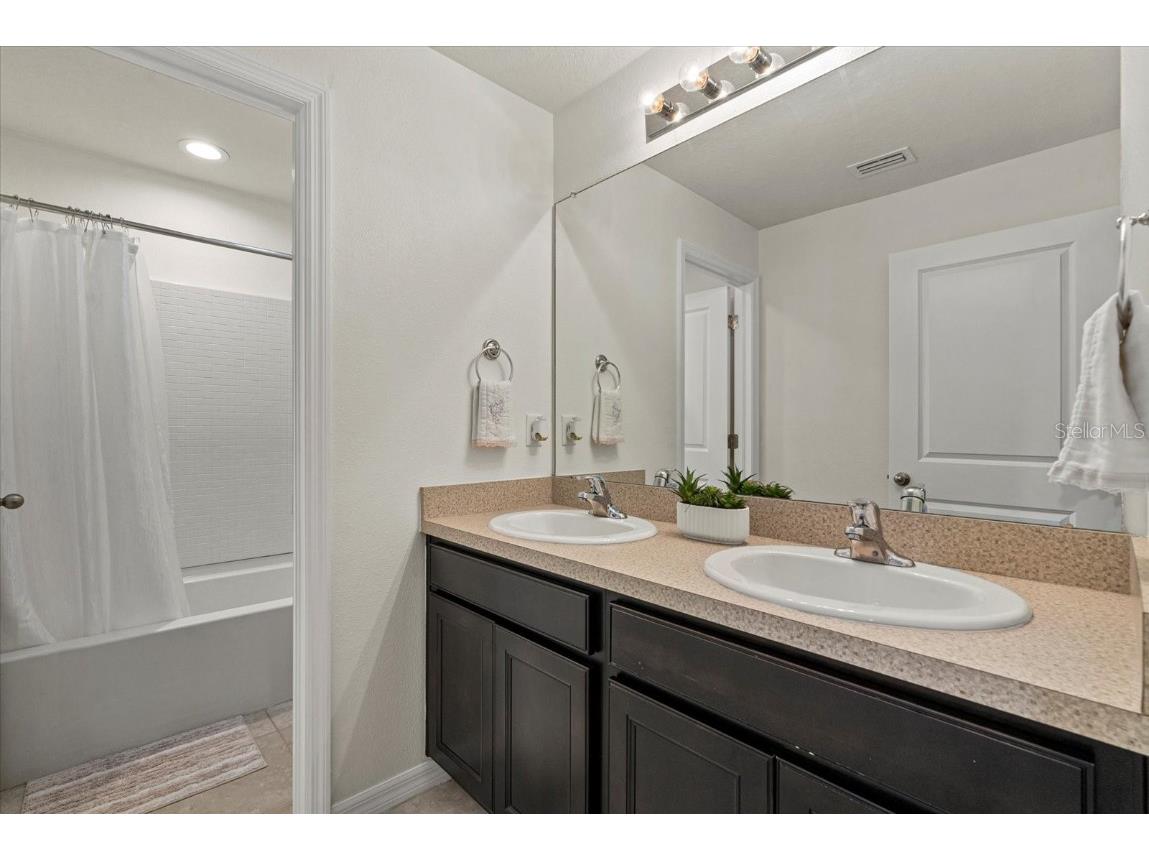 5030 Jackel Chase Drive Wimauma FL 33598 TB8426819 image36