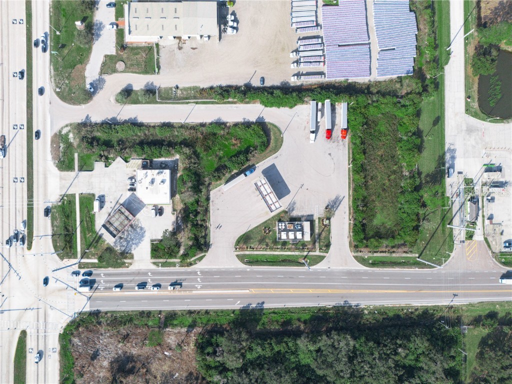 5030 Madison Avenue Tampa FL 33619 P4937477 image5