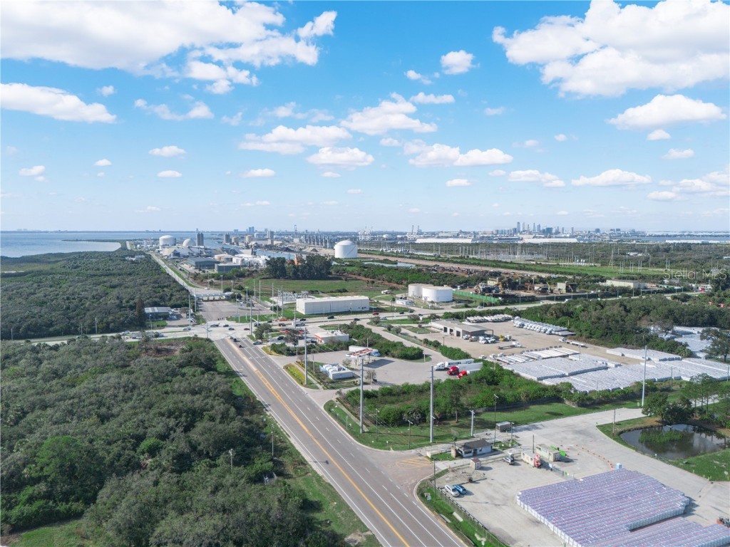 5030 Madison Avenue Tampa FL 33619 P4937477 image8