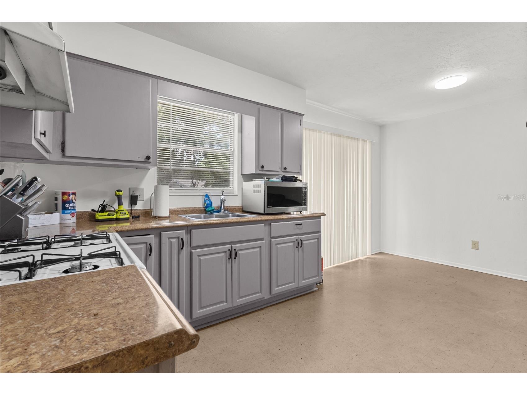 5030 NW 28th Terrace Gainesville FL 32605 OM726709 image10