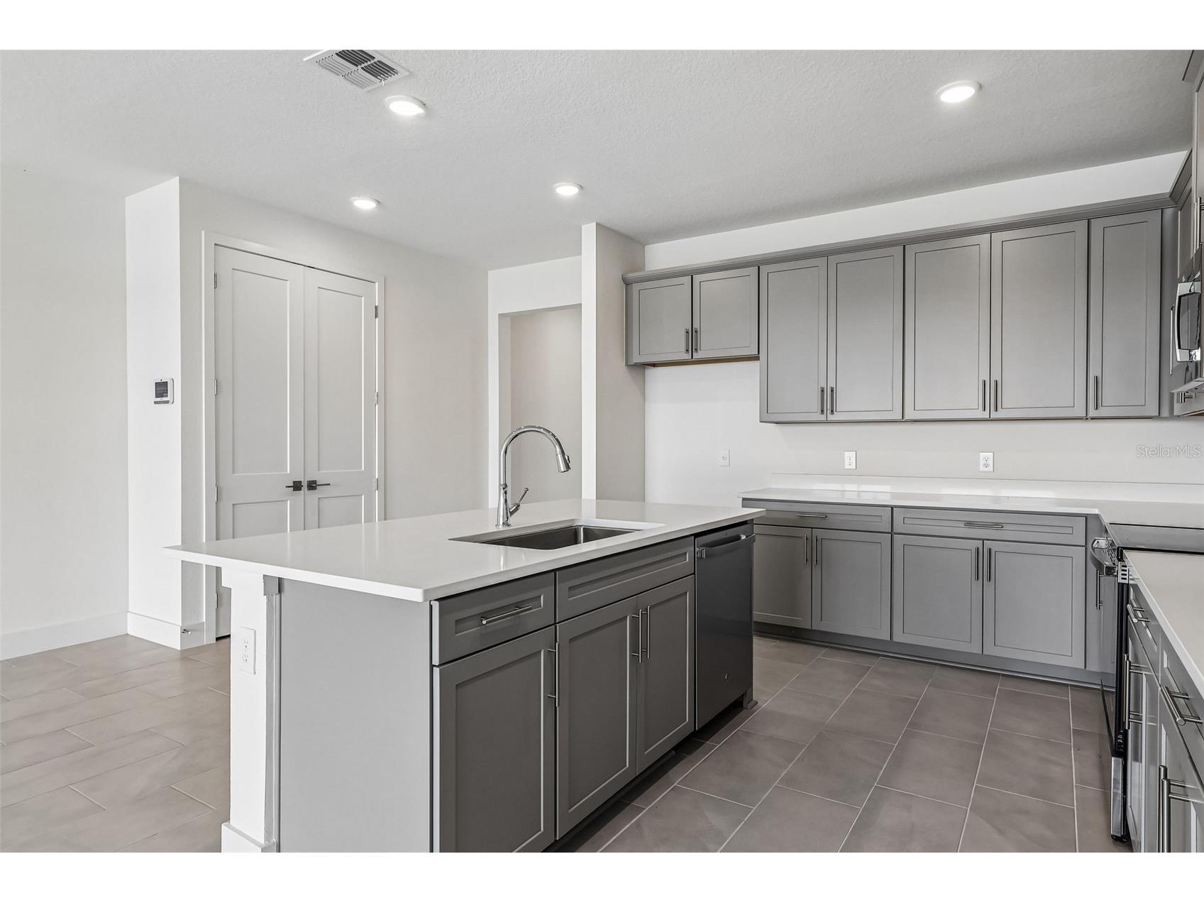 5030 Salado Drive Saint Cloud FL 34771 O6385920 image7