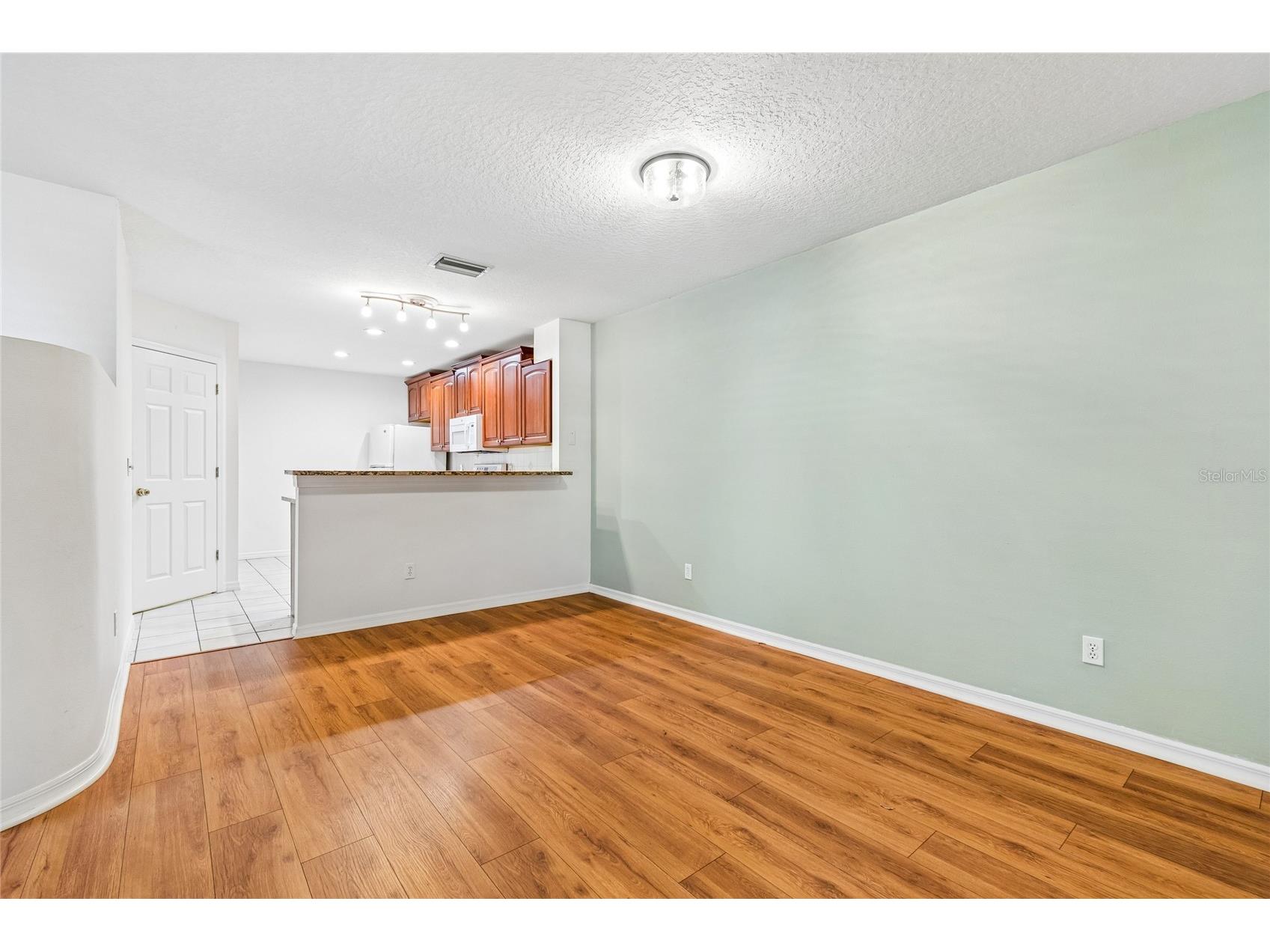 5030 Umber Way N Tampa FL 33624 TB8524058 image17