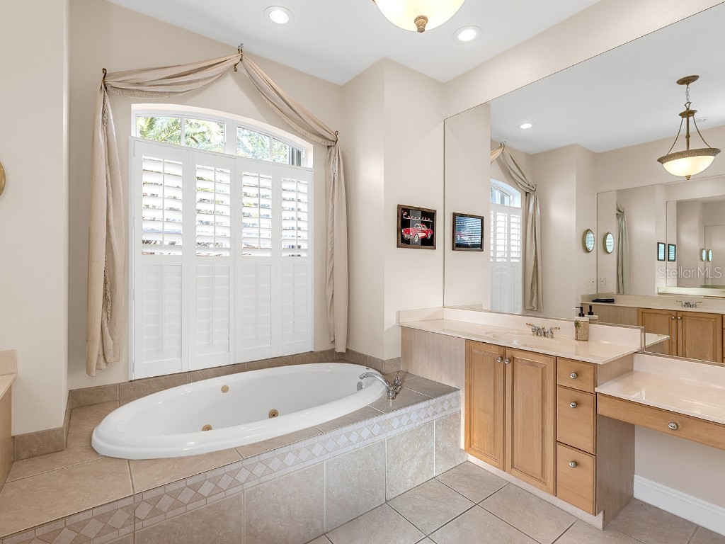 5031 Bella Terra Drive Venice FL 34293 N6136876 image30