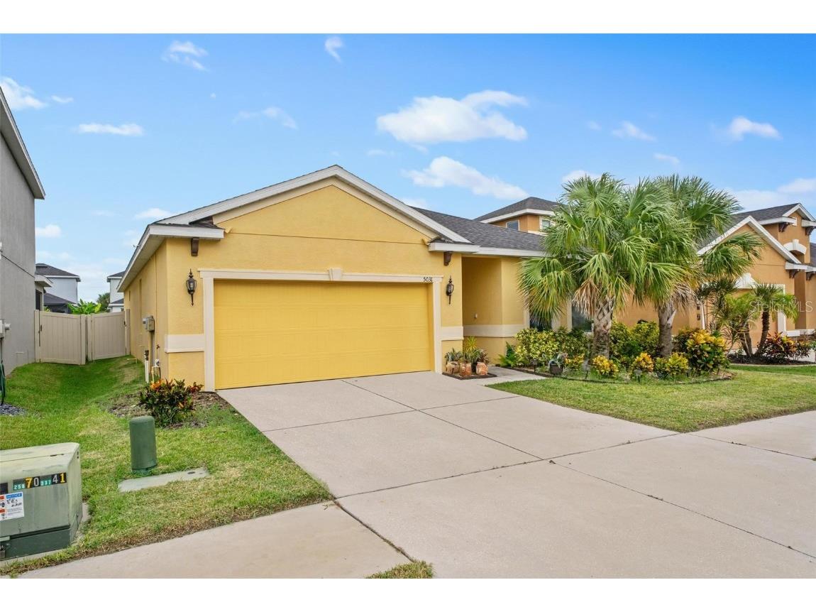 5031 Inshore Landing Drive Apollo Beach FL 33572 A4586607 image1