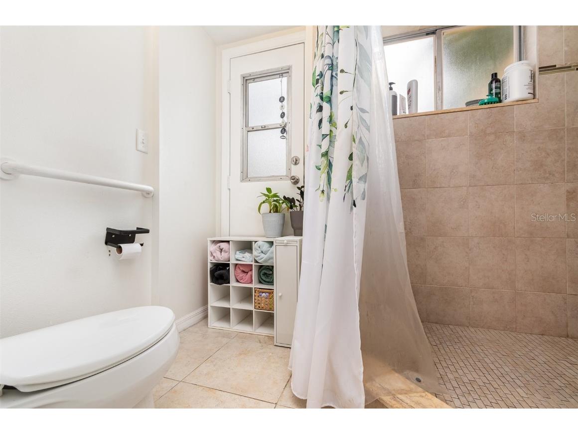 5031 Nassau Circle #8 Orlando FL 32808 O6325163 image18