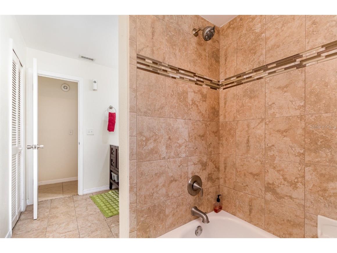 5031 Nassau Circle #8 Orlando FL 32808 O6325163 image22