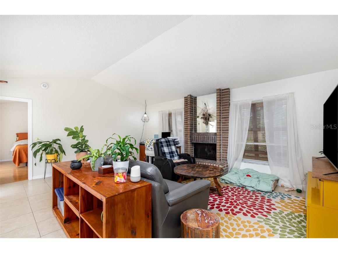 5031 Nassau Circle #8 Orlando FL 32808 O6325163 image8