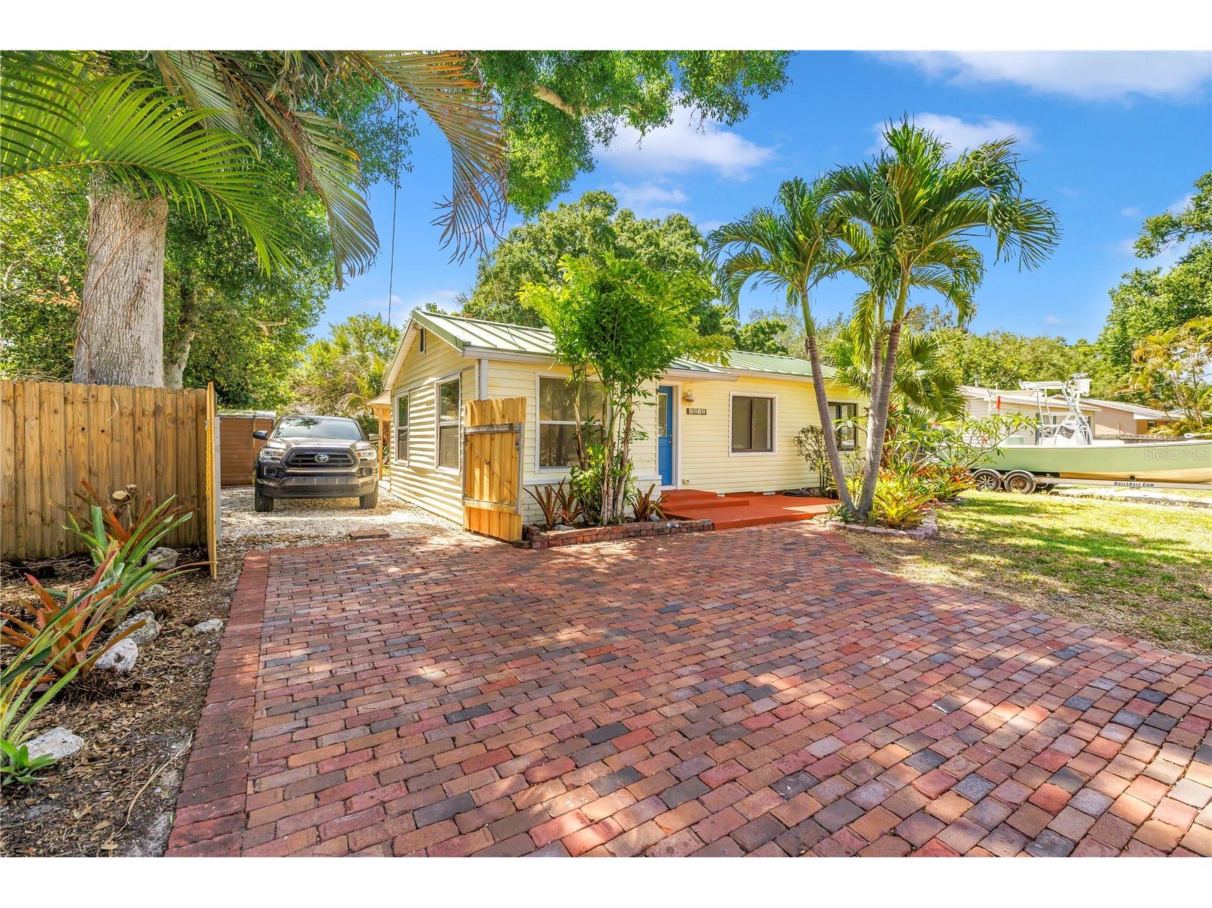 5032 19th Street N Saint Petersburg FL 33714 TB8505659 image20