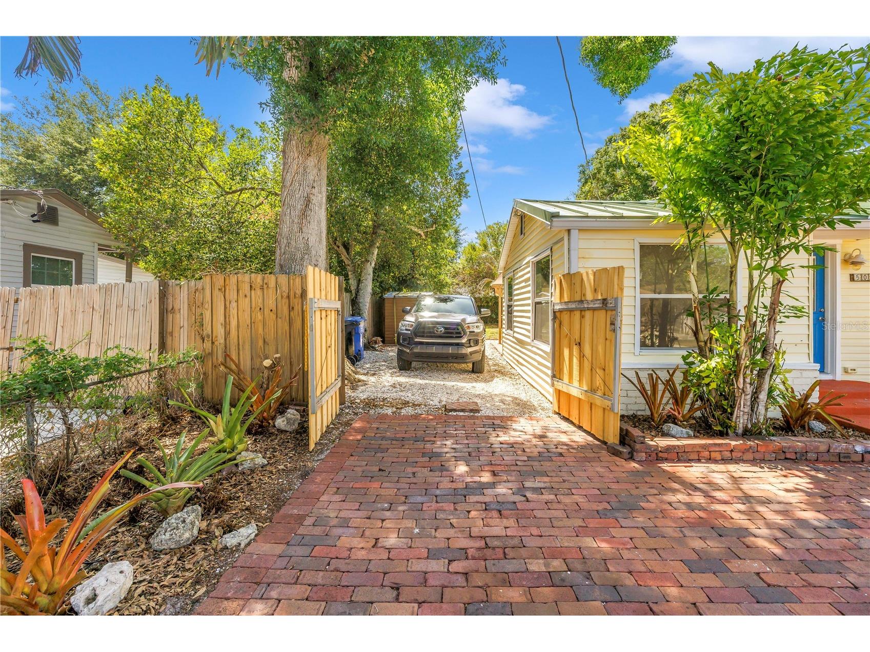 5032 19th Street N Saint Petersburg FL 33714 TB8505659 image21