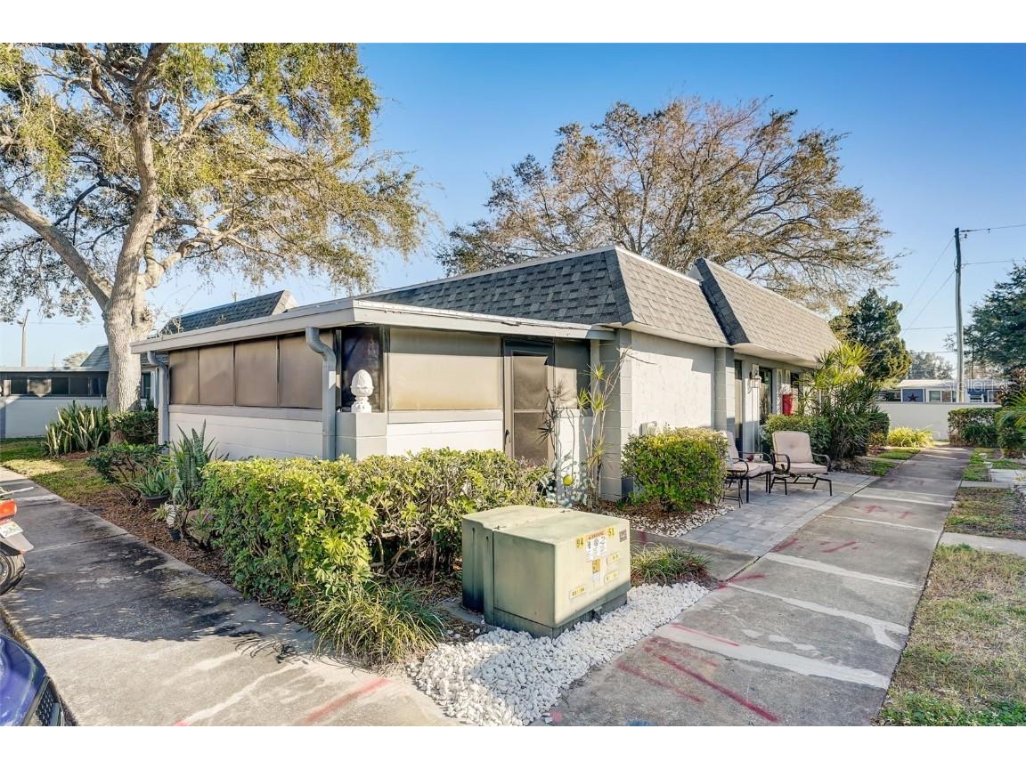 5032 70th Place N Pinellas Park FL 33781 U8229156 image1