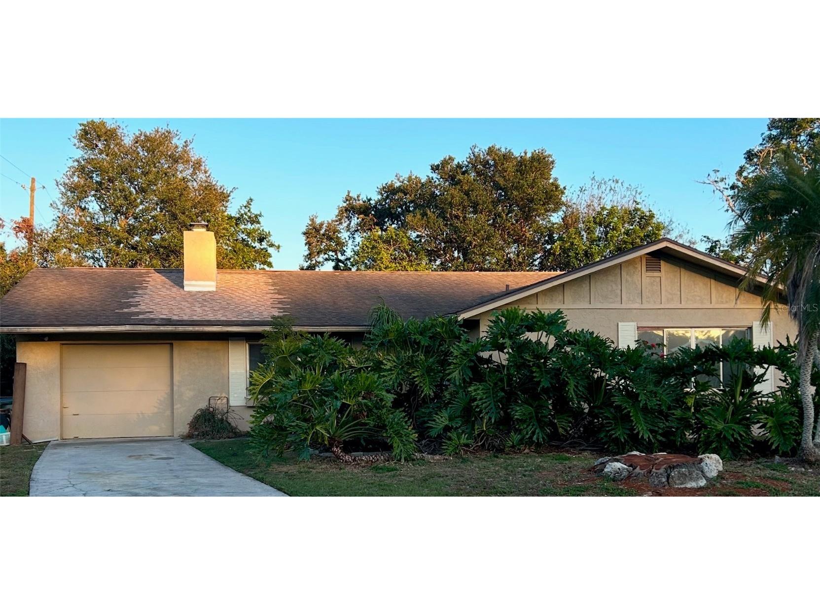 5032 Barcelona Avenue Sarasota FL 34235 A4639541 image1
