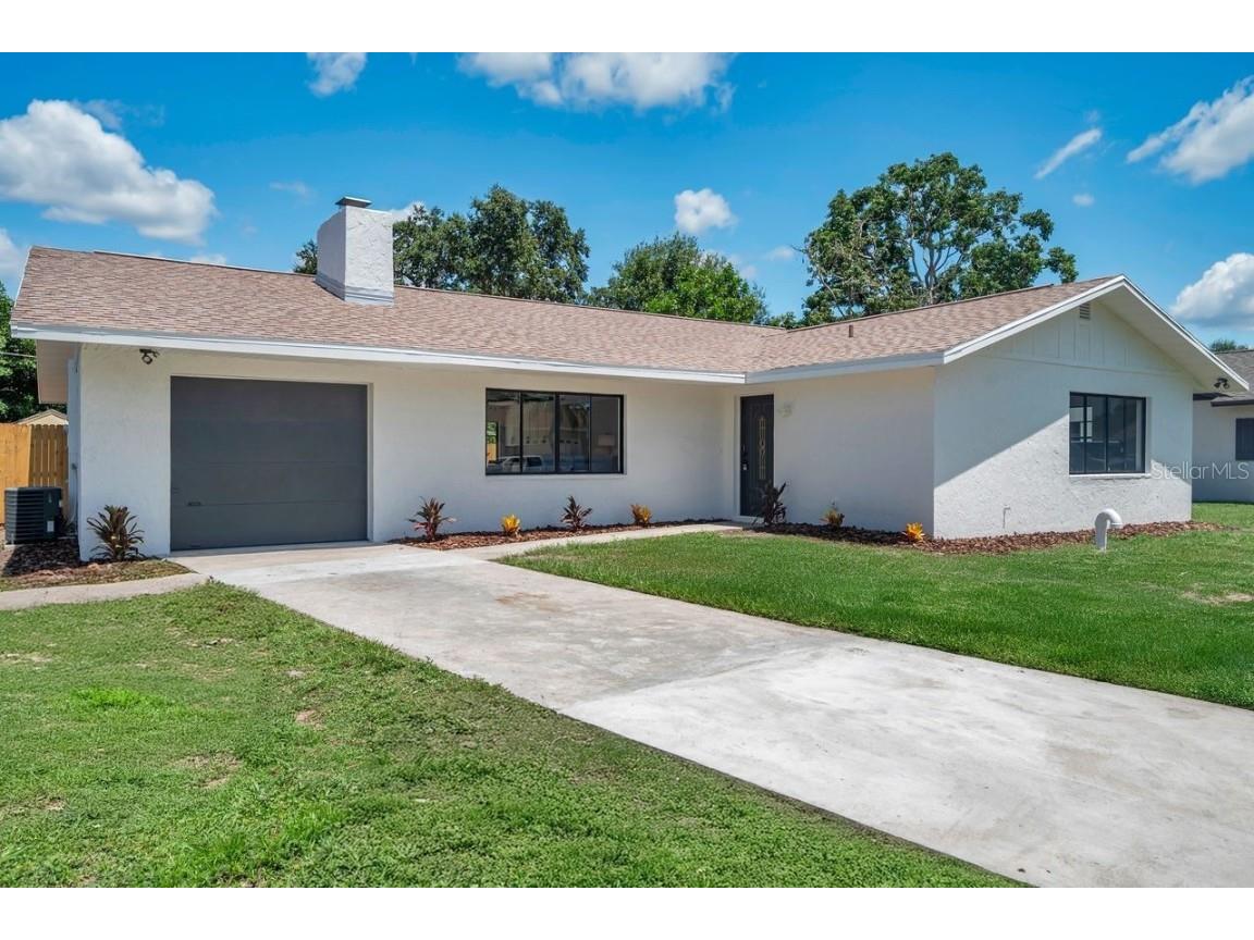 5032 Barcelona Avenue Sarasota FL 34235 A4657129 image1