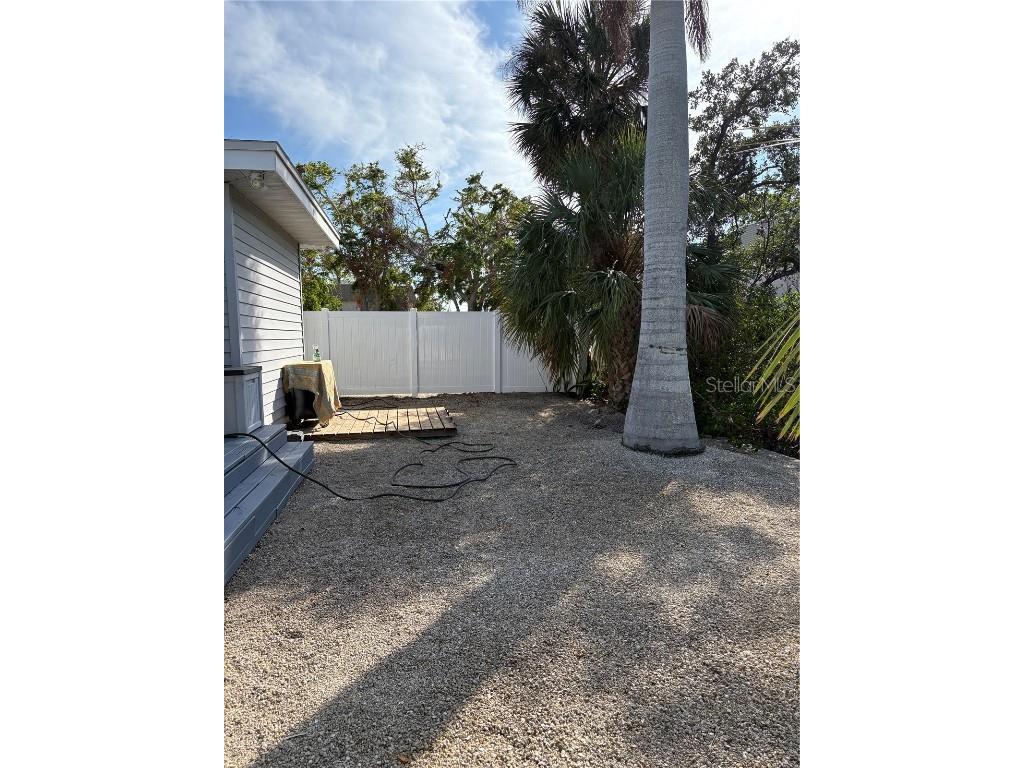 5032 Calle Minorga Sarasota FL 34242 A4638347 image17