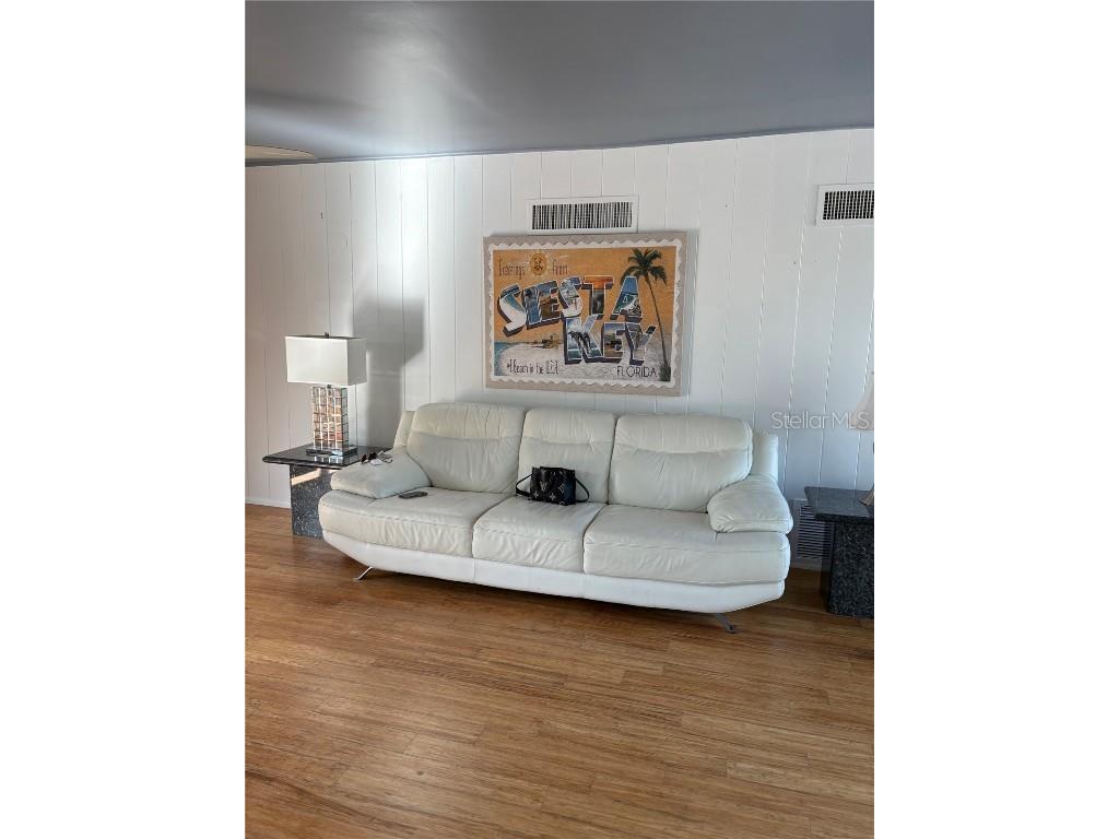 5032 Calle Minorga Sarasota FL 34242 A4638347 image8