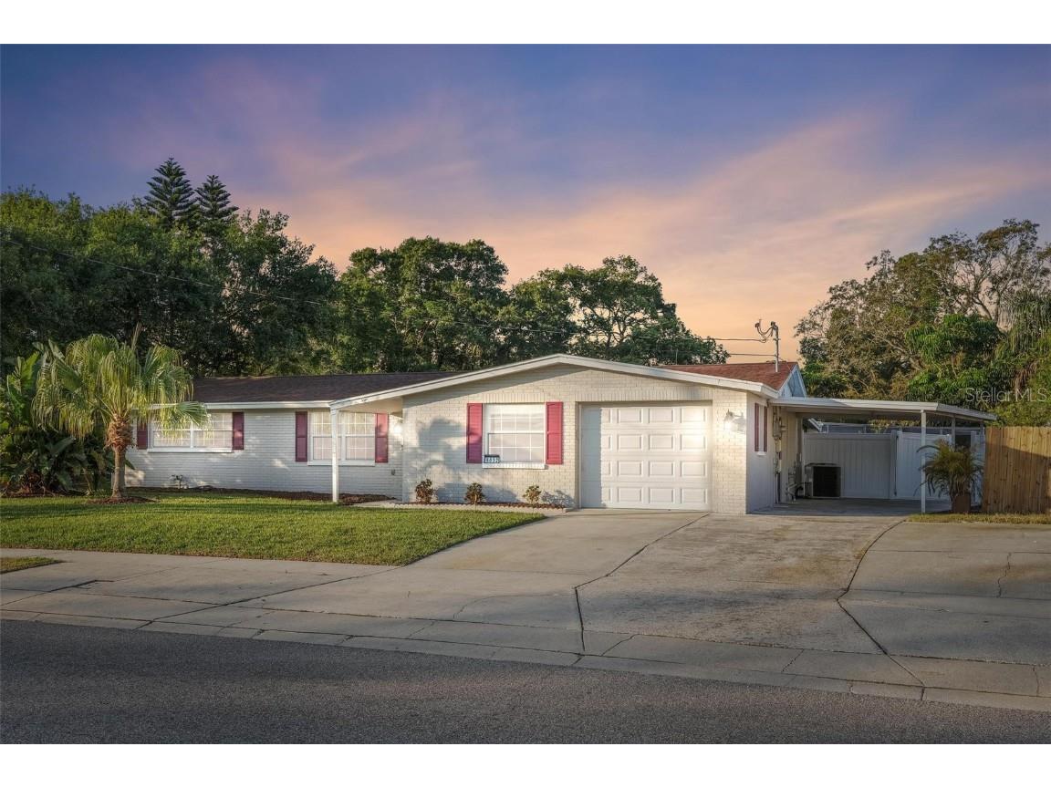 5032 Forest Hills Drive Holiday FL 34690 U8196688 image1