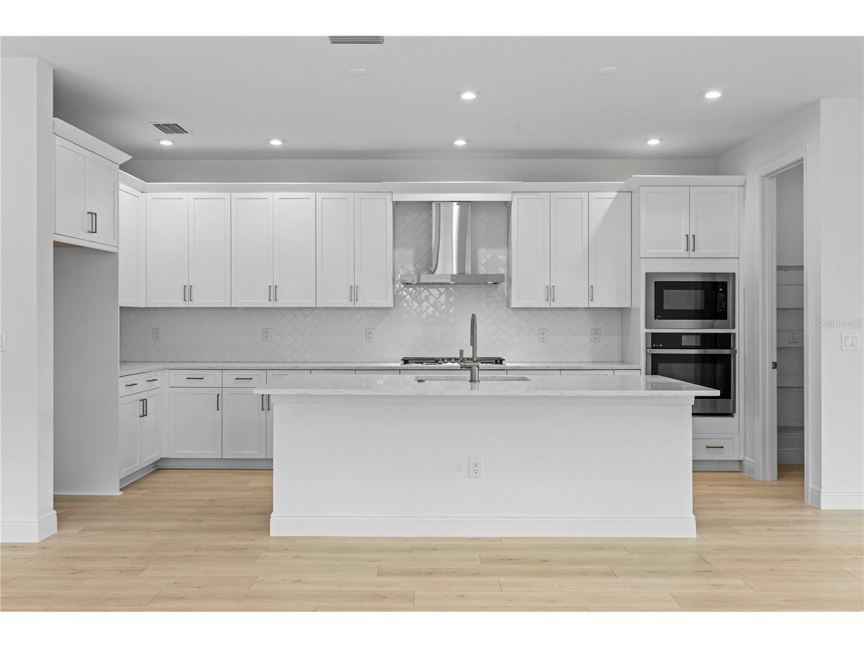 5032 Lowland Terrace Parrish FL 34219 W7886993 image6