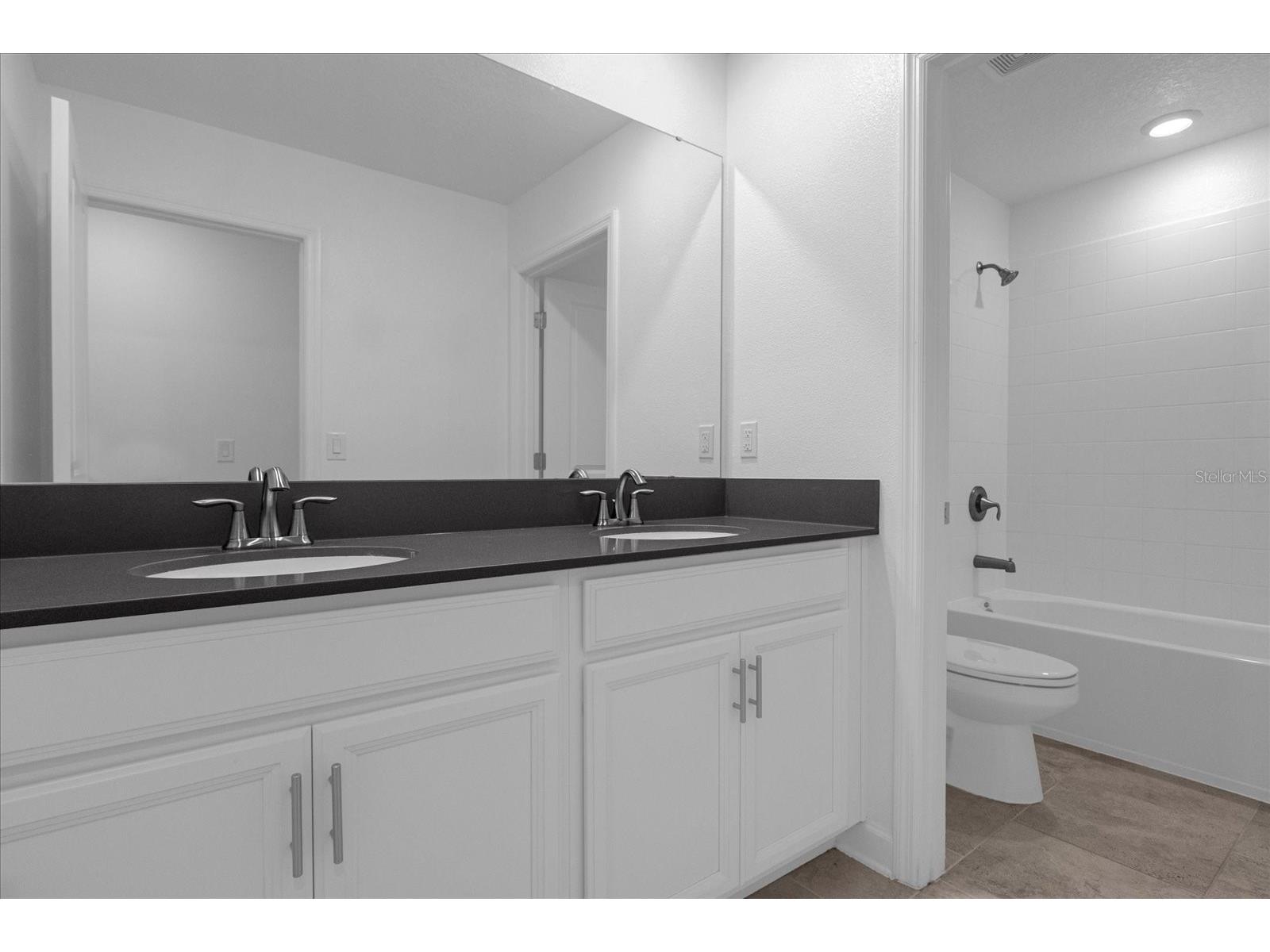 5033 Bessie Court Saint Cloud FL 34772 O6404332 image17