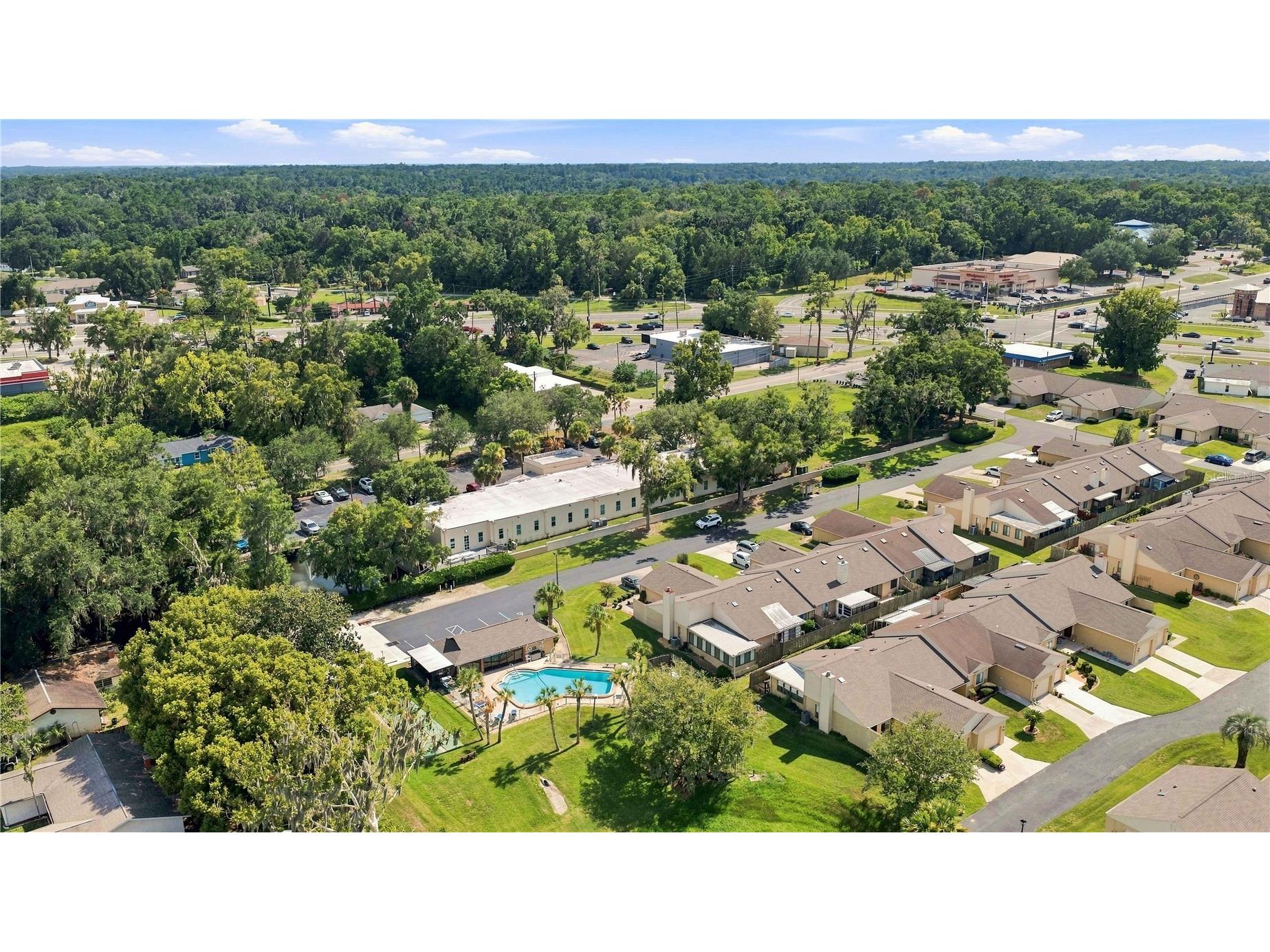 5033 SE 109th Place Belleview FL 34420 OM728891 image5