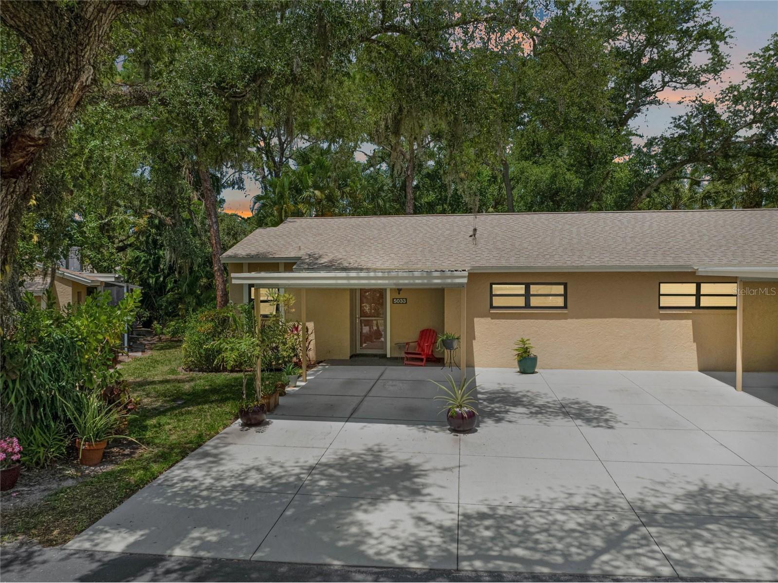 5033 Village Gardens Drive #24 Sarasota FL 34234 N6144305 image1