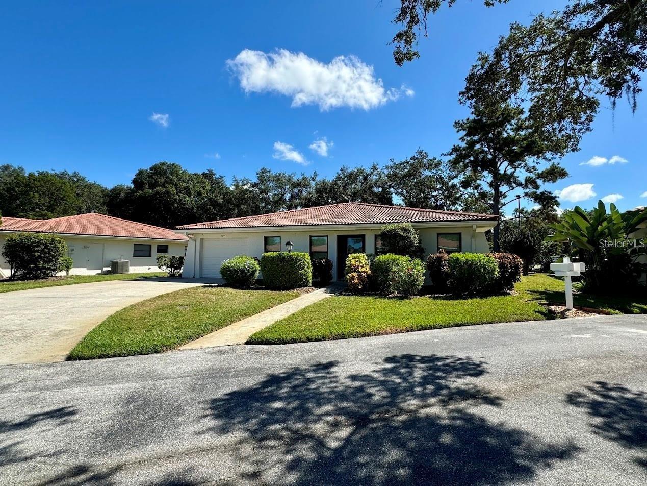 5033 Vivienda Way #19 Sarasota FL 34235 A4690675 image1