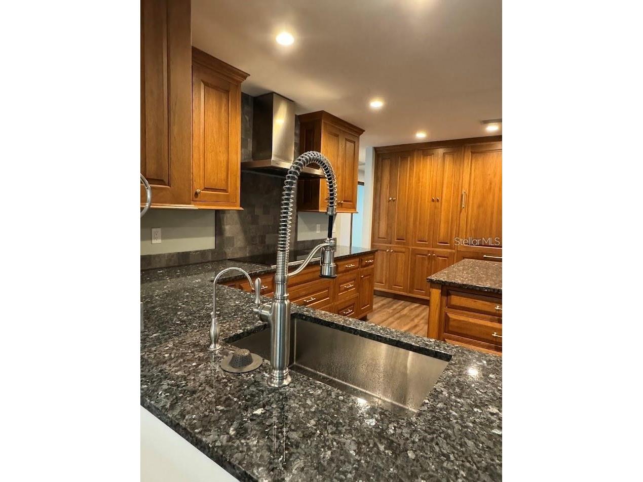5033 Vivienda Way #19 Sarasota FL 34235 A4690675 image21