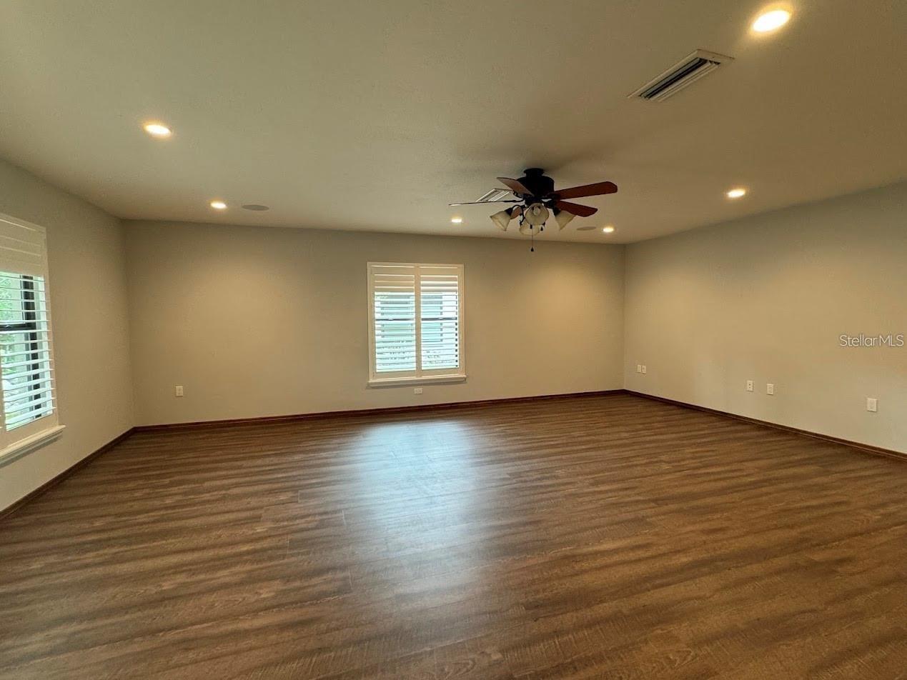 5033 Vivienda Way #19 Sarasota FL 34235 A4690675 image23