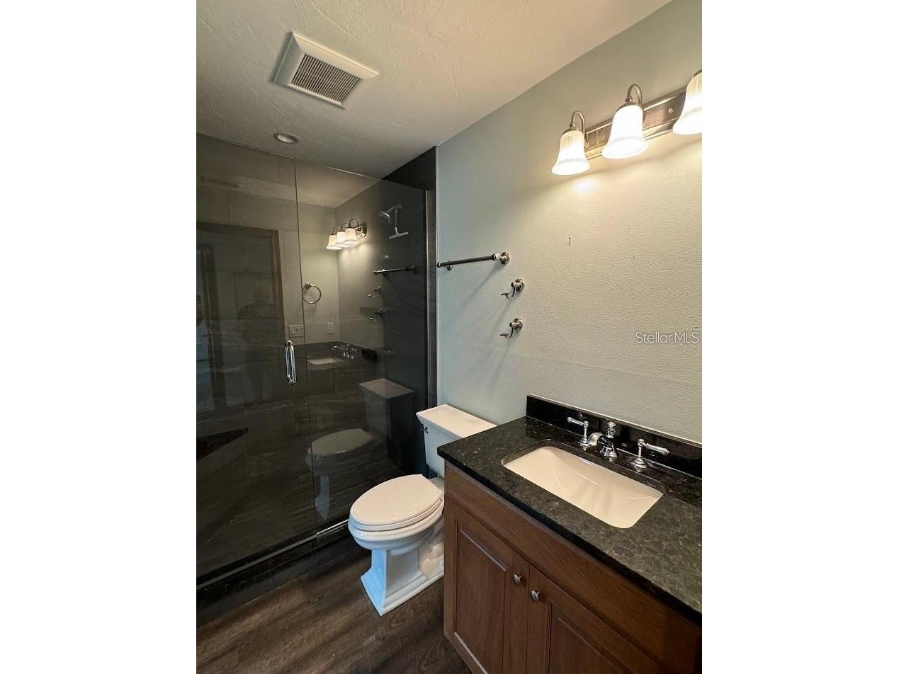 5033 Vivienda Way #19 Sarasota FL 34235 A4690675 image26