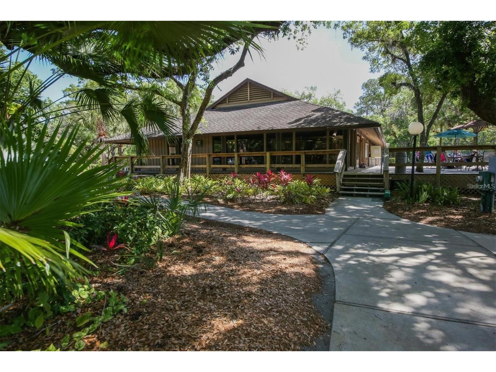 5033 Vivienda Way #19 Sarasota FL 34235 A4690675 image48