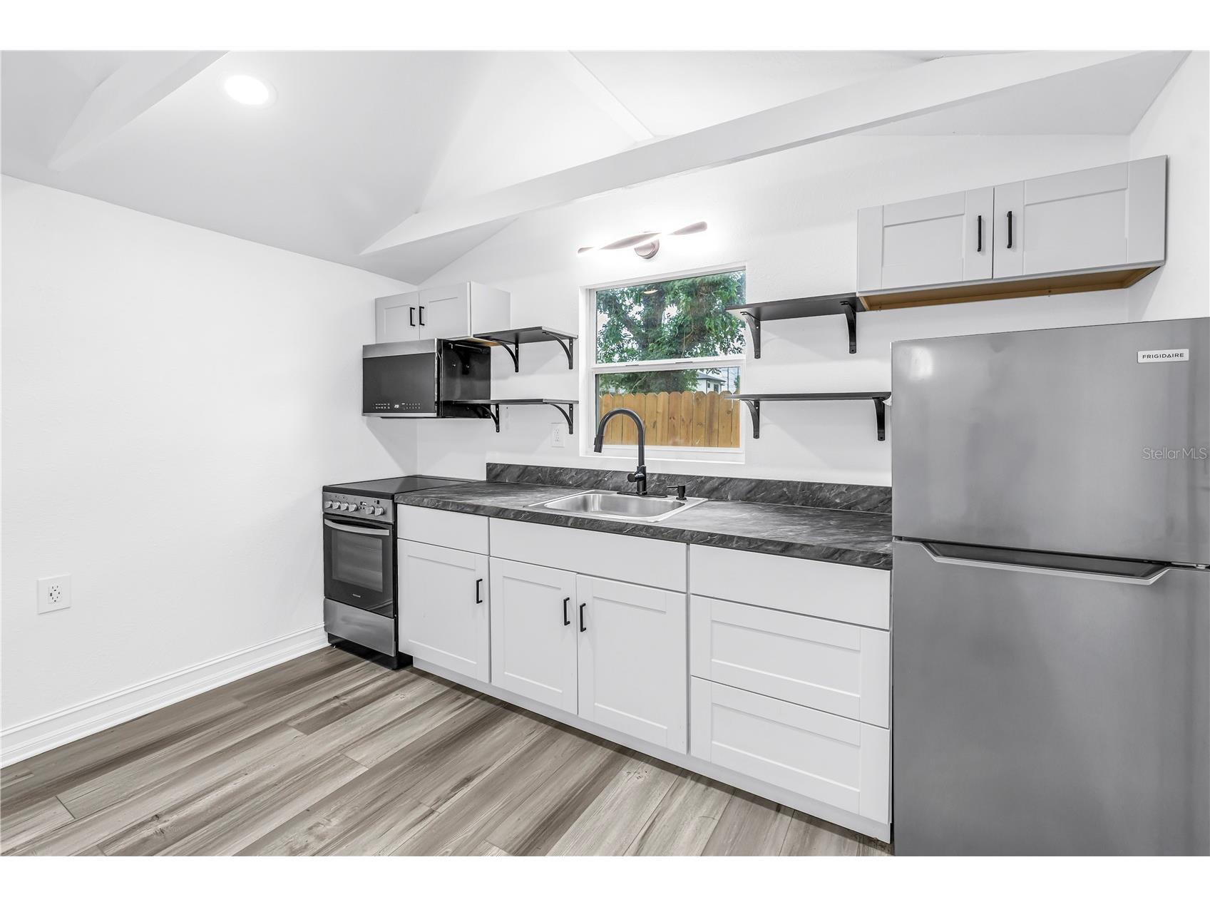 5034 2nd Avenue S Saint Petersburg FL 33707 TB8507416 image32
