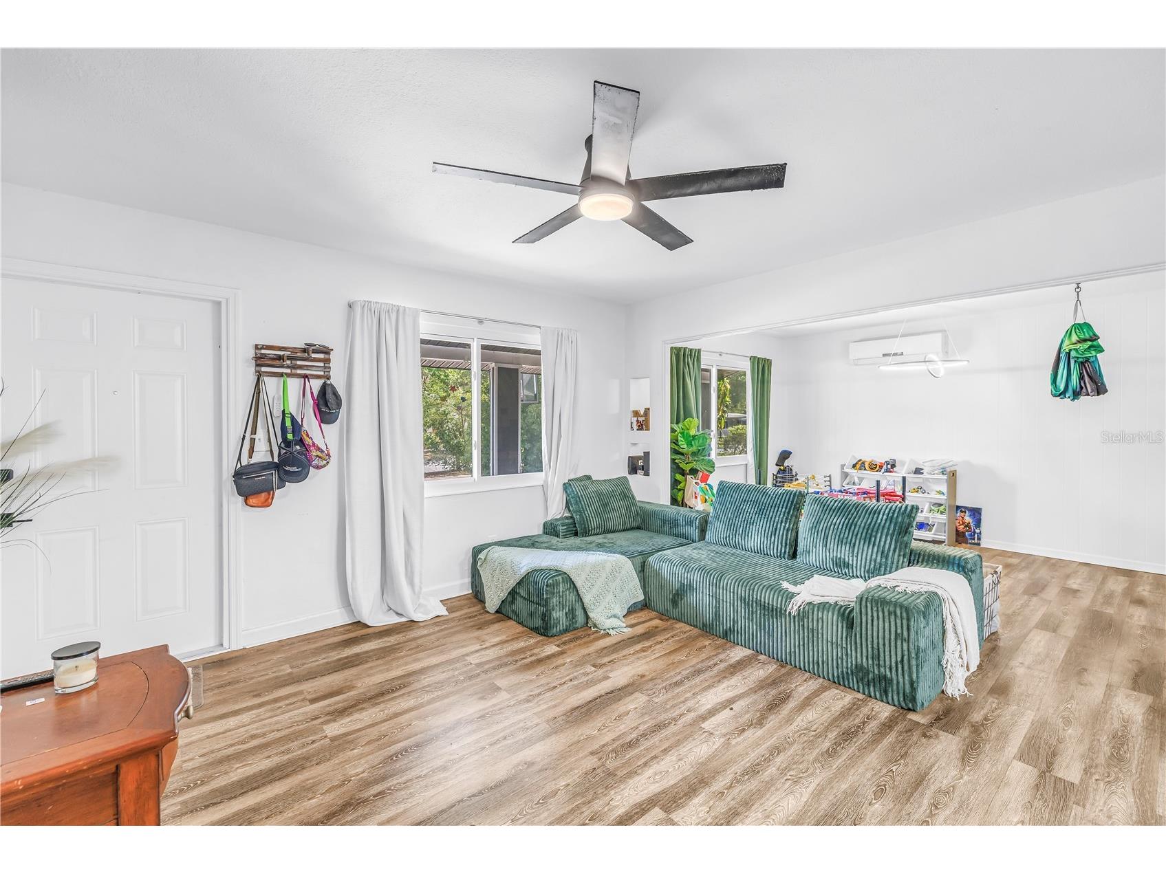 5034 2nd Avenue S Saint Petersburg FL 33707 TB8507416 image4