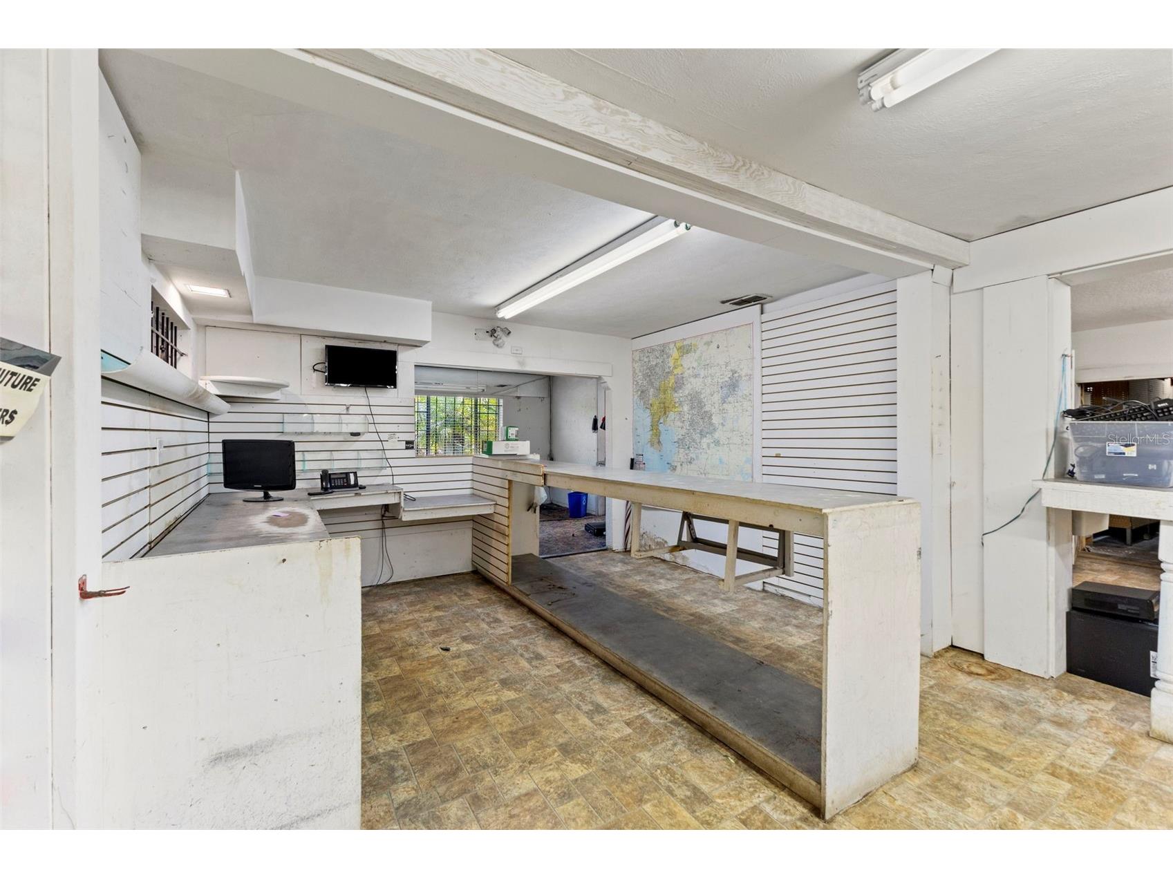 5034 N Nebraska Avenue Tampa FL 33603 TB8532367 image21