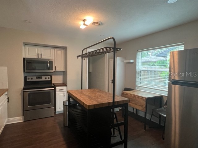 5035 1st Avenue N Saint Petersburg FL 33710 TB8527334 image8