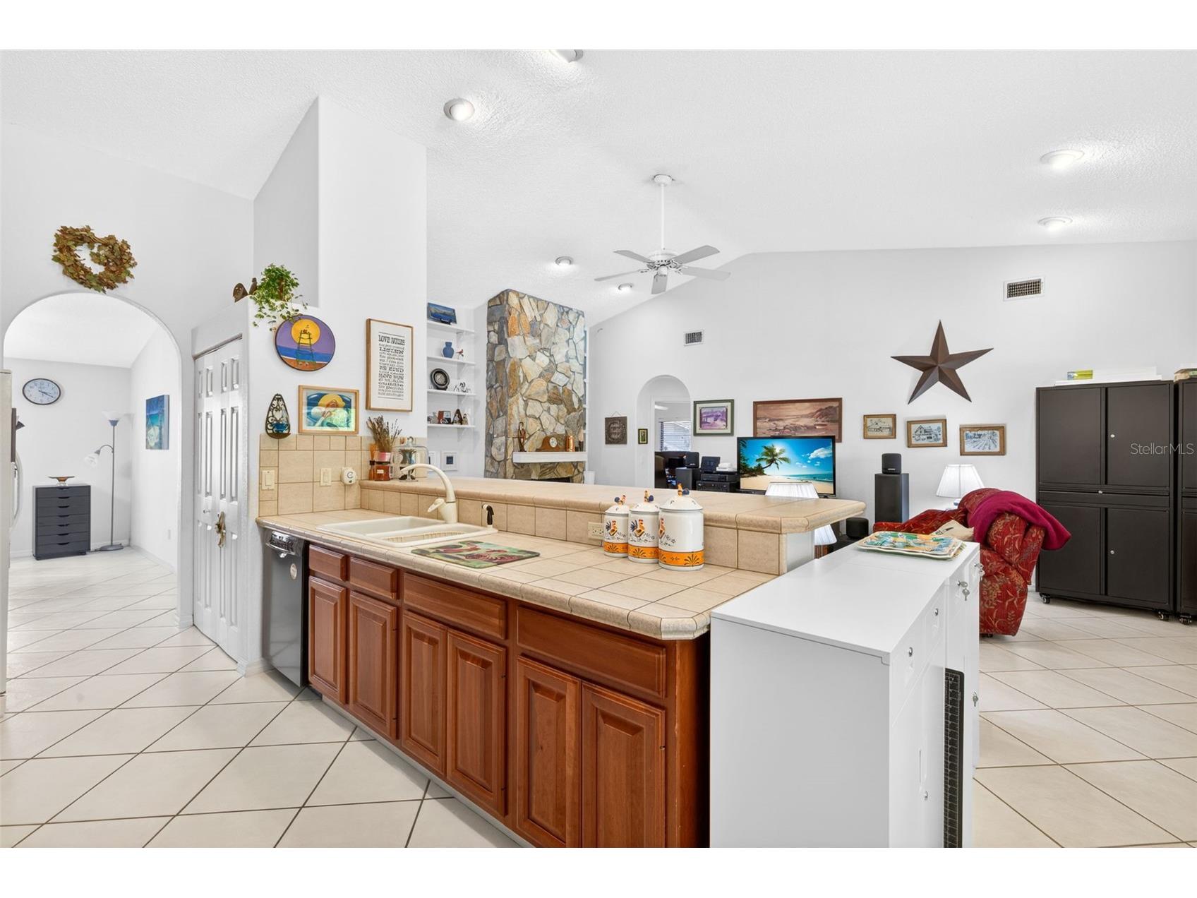 5035 Barrowe Drive Tampa FL 33624 S5148368 image13