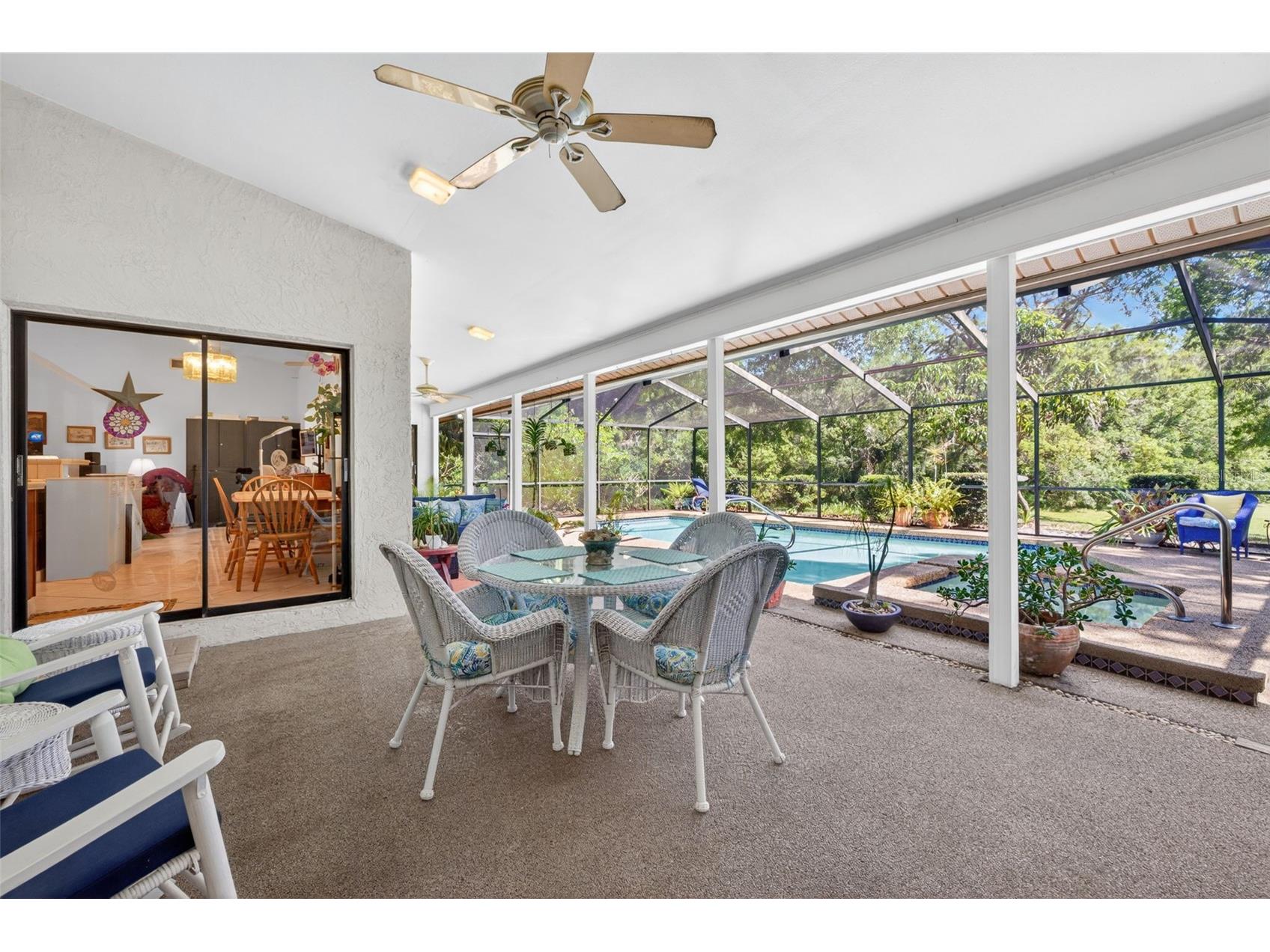 5035 Barrowe Drive Tampa FL 33624 S5148368 image30