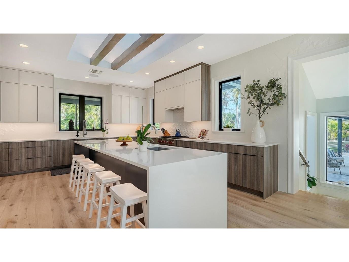 5035 Bay Shore Road Sarasota FL 34234 A4667963 image21