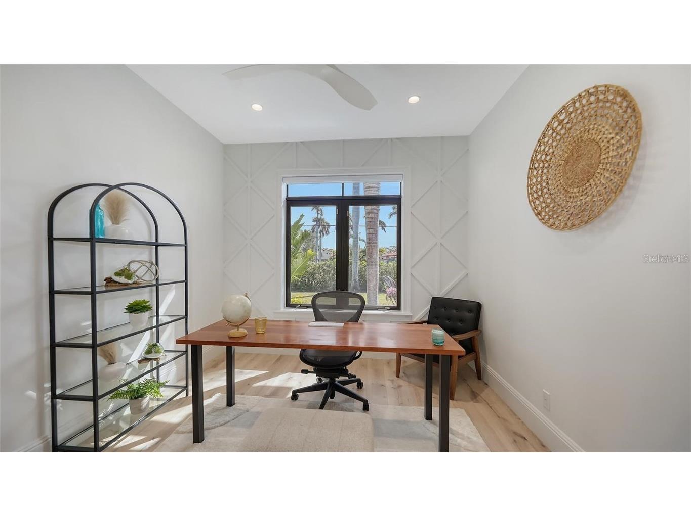 5035 Bay Shore Road Sarasota FL 34234 A4667963 image36