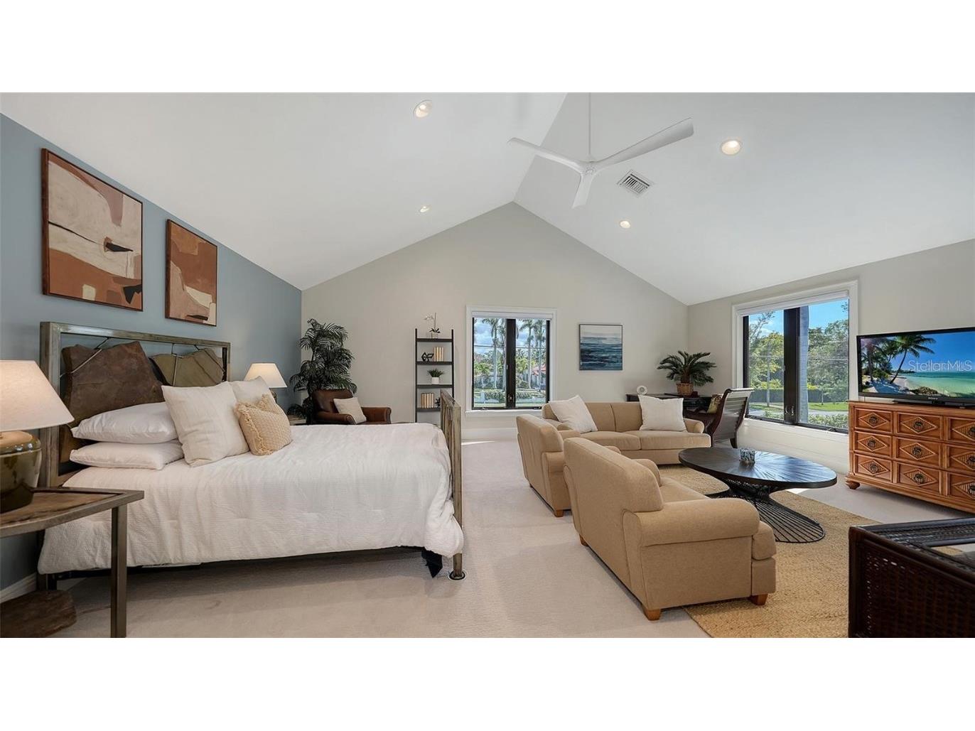 5035 Bay Shore Road Sarasota FL 34234 A4667963 image40