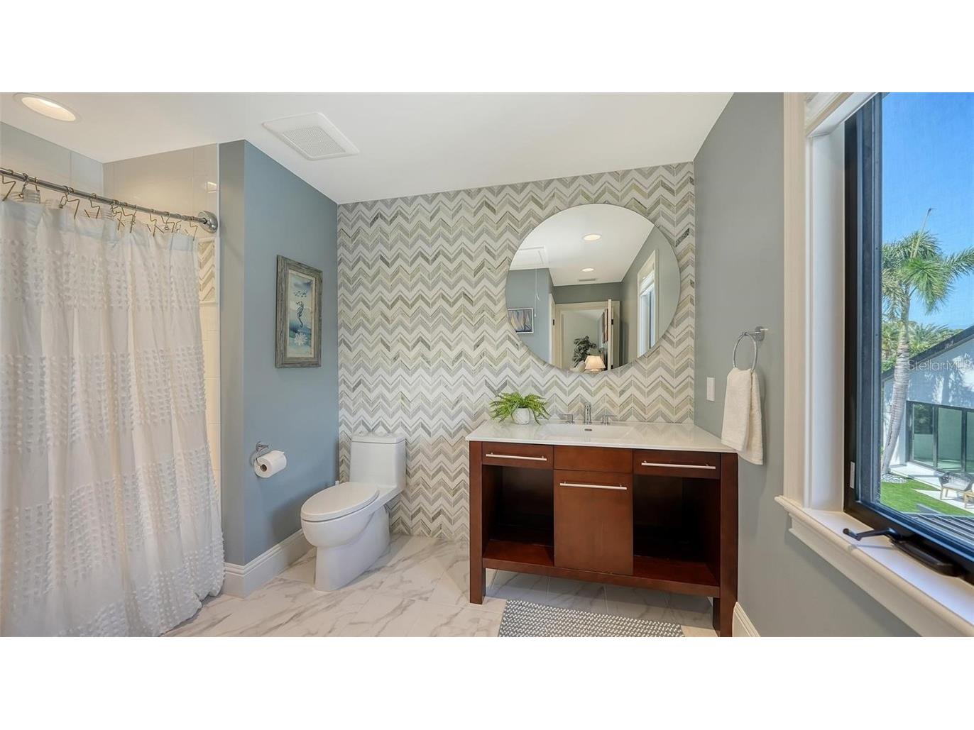 5035 Bay Shore Road Sarasota FL 34234 A4667963 image42